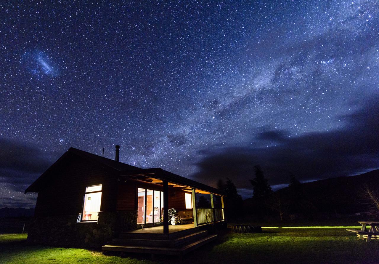 Kepler Oaks Chalet Te Anau Exterior foto